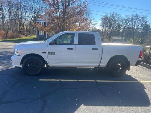 2017 RAM 1500 Tradesman/Express