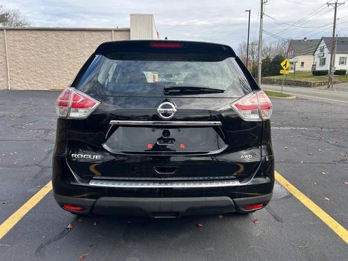 2015 Nissan Rogue S