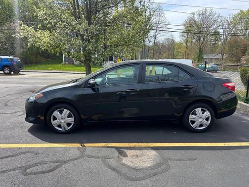 Black Sand Pearl 2019 Toyota Corolla LE