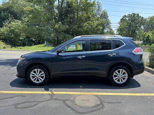 Arctic Blue Metallic 2015 Nissan Rogue SV