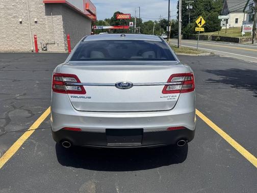Ingot Silver Metallic 2015 Ford Taurus Limited