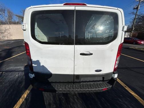 2017 Ford Transit-250 Base