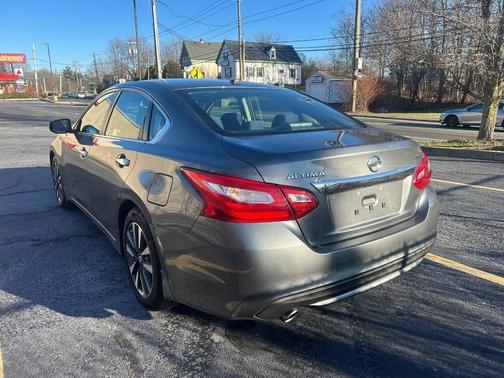 2017 Nissan Altima 2.5 SV