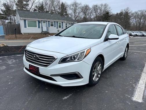 2017 Hyundai SONATA SE