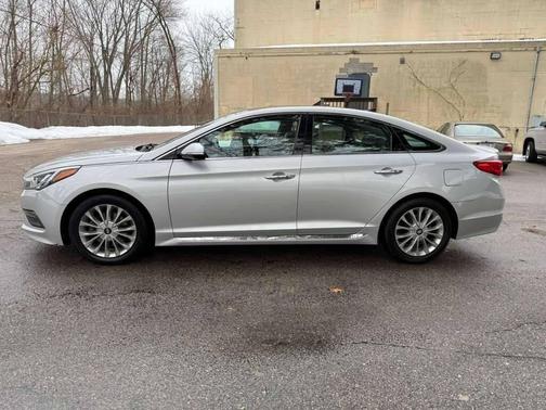 2015 Hyundai SONATA Sport