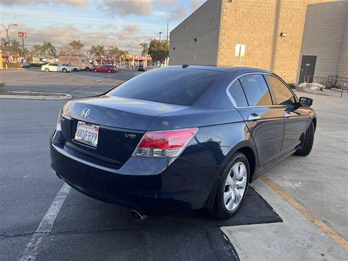 Photo 4 of 32 of 2010 Honda Accord EX-L V6