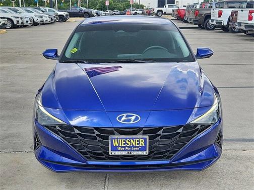 2022 Hyundai ELANTRA SEL