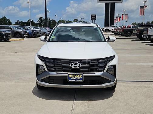 White 2025 Hyundai TUCSON SEL Convenience