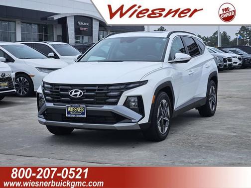 White 2025 Hyundai TUCSON SEL Convenience SUV