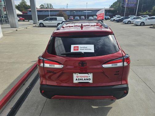 2024 Toyota Corolla Cross LE