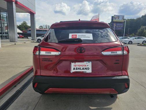 2024 Toyota Corolla Cross LE