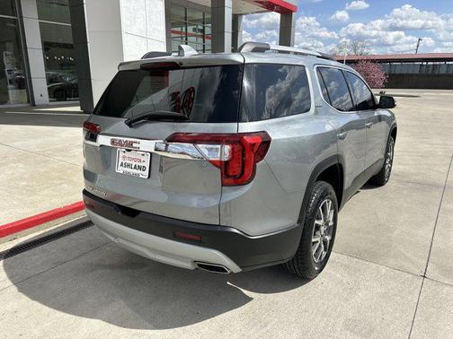 Sterling Metallic 2023 GMC Acadia FWD SLE