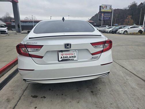 2022 Honda Accord Hybrid Base