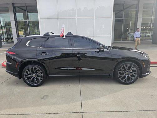 2025 Toyota Crown Signia Limited