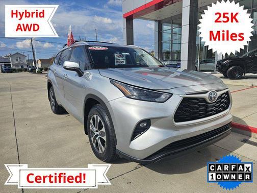 2024 Toyota Highlander Hybrid XLE
