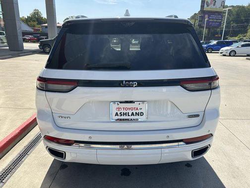 2022 Jeep Grand Cherokee Overland