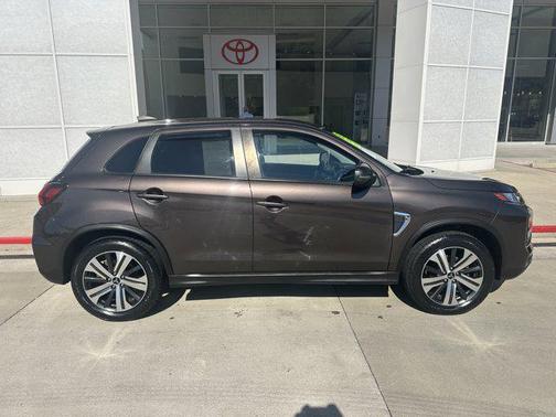 2021 Mitsubishi Outlander Sport SE
