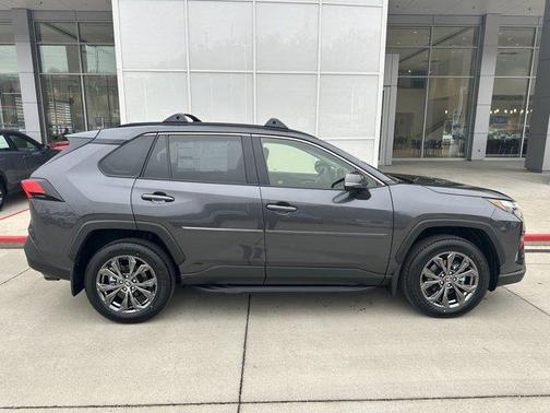 2025 Toyota RAV4 Hybrid XLE Premium