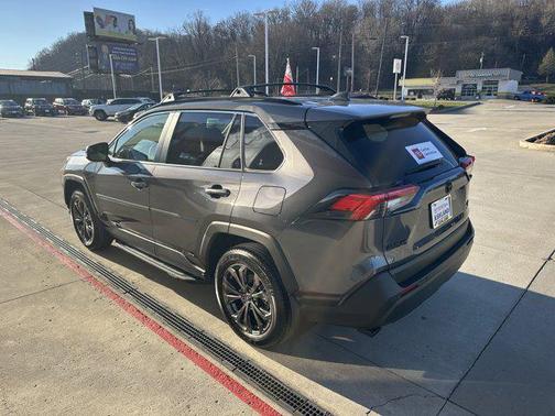 2025 Toyota RAV4 Hybrid XLE Premium