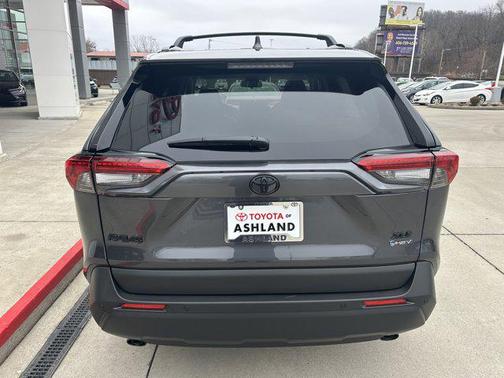 2025 Toyota RAV4 Hybrid XLE Premium