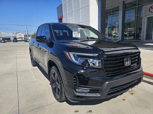 2023 Honda Ridgeline Black