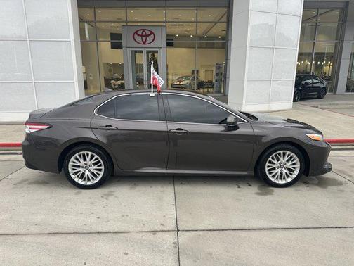 2020 Toyota Camry XLE