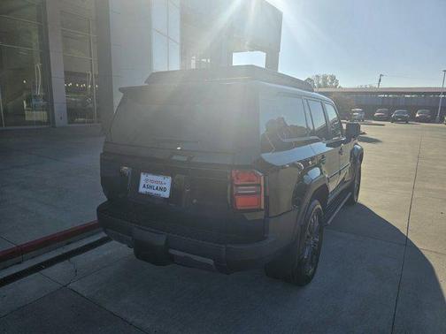 2025 Toyota Land Cruiser Base