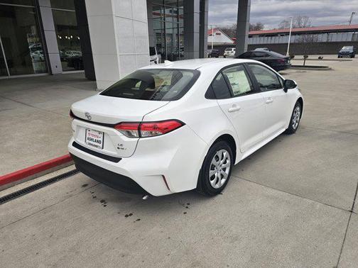 2026 Toyota Corolla Hybrid LE