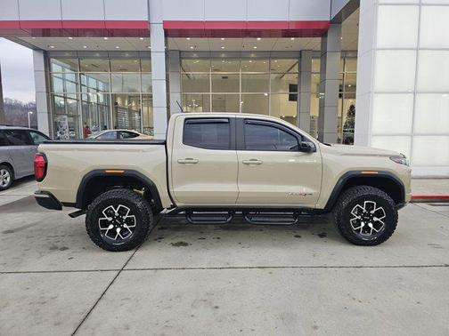 2024 GMC Canyon AT4X