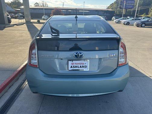 2014 Toyota Prius Two