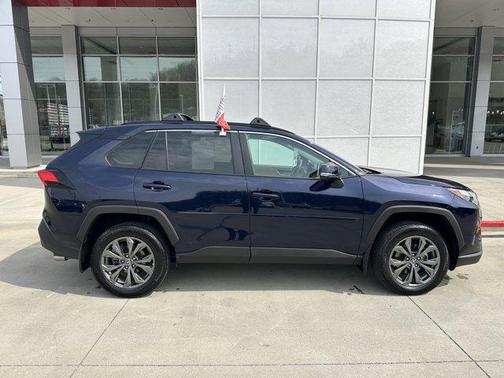 2023 Toyota RAV4 Hybrid XLE Premium