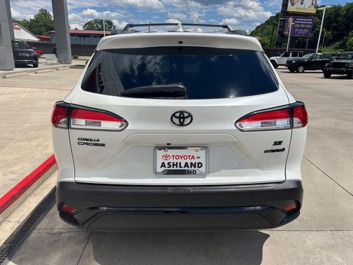 Wind Chill Pearl 2023 Toyota Corolla Hybrid SE