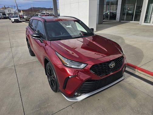 2026 Toyota Highlander XSE