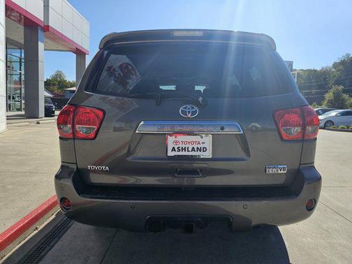2010 Toyota Sequoia Limited