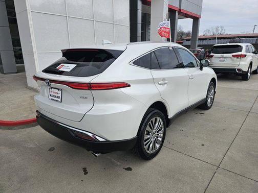 2024 Toyota Venza XLE