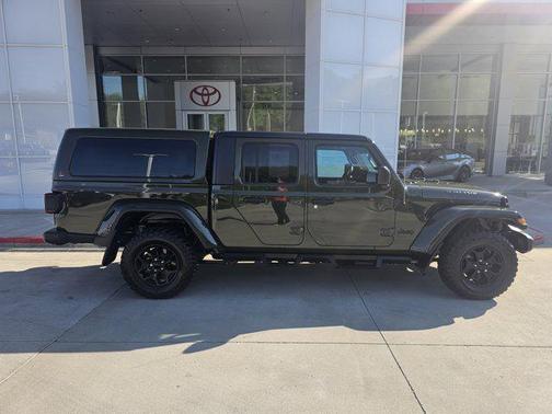 2023 Jeep Gladiator Willys 4x4