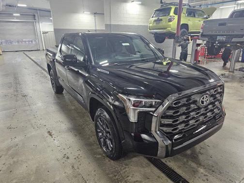 2026 Toyota Tundra Hybrid Platinum