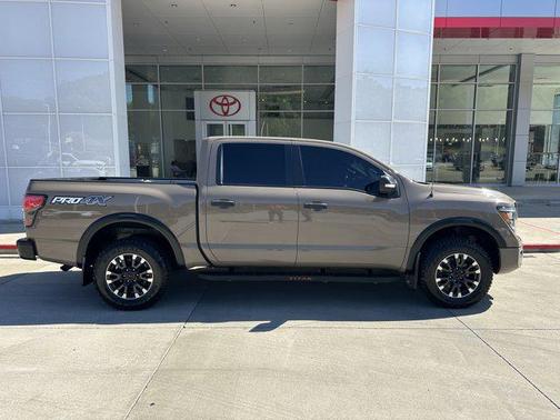2021 Nissan Titan PRO-4X