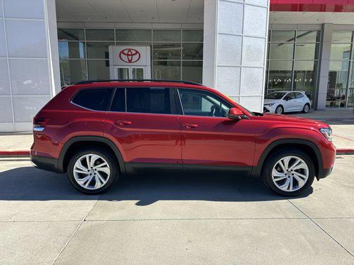 2021 Volkswagen Atlas 2.0T SE w/Technology 4MOTION