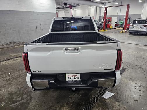 Wind Chill Pearl 2026 Toyota Tundra Hybrid 1794 Edition