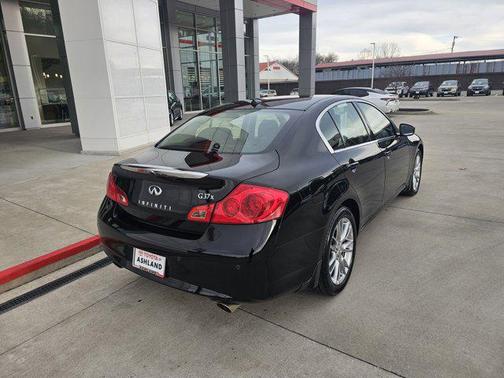 2013 INFINITI G37x Base