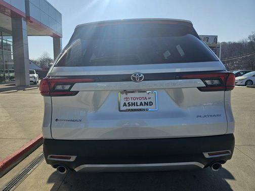 2026 Toyota Grand Highlander Hybrid Platinum MAX