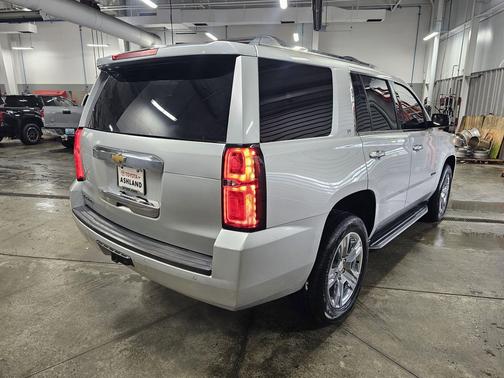 Silver Ice Metallic 2019 Chevrolet Tahoe LT