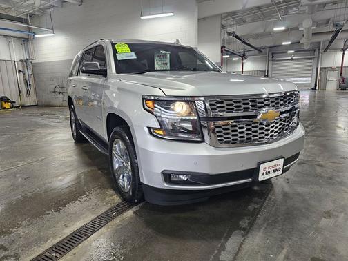 Silver Ice Metallic 2019 Chevrolet Tahoe LT