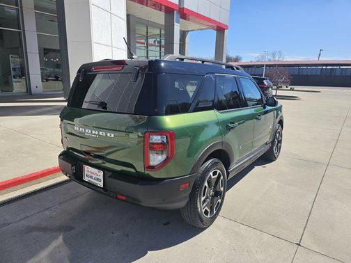 Eruption Green Metallic 2024 Ford Bronco Sport Outer Banks
