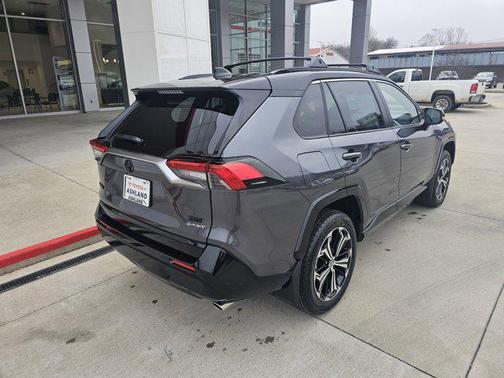 2025 Toyota RAV4 Hybrid SE