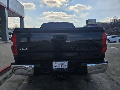 2018 Toyota Tundra SR5