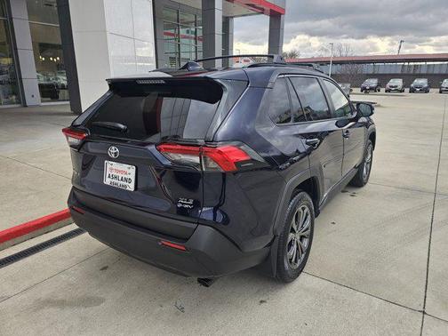 2025 Toyota RAV4 Hybrid XLE Premium