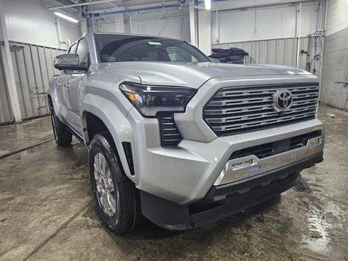 2026 Toyota Tacoma Hybrid Limited