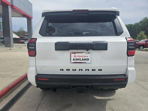 Ice Cap 2026 Toyota 4Runner SR5